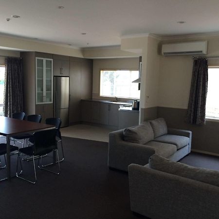 Bruce Pulman Lodge Papakura Dış mekan fotoğraf